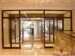 Application place and precautions of single piece cesium potassium fireproof glass